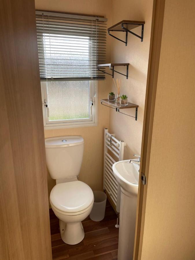 Golden Palm Resort - Appleby - Coastal Caravan Breaks Chapel Saint Leonards Exterior photo